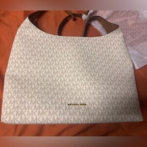 Michael Kors Hobo bag